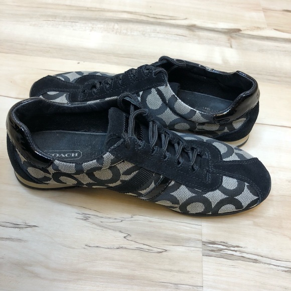 SOLD COACH Women’s Black & Silver Sneaker Shoes - Picture 4 of 8
